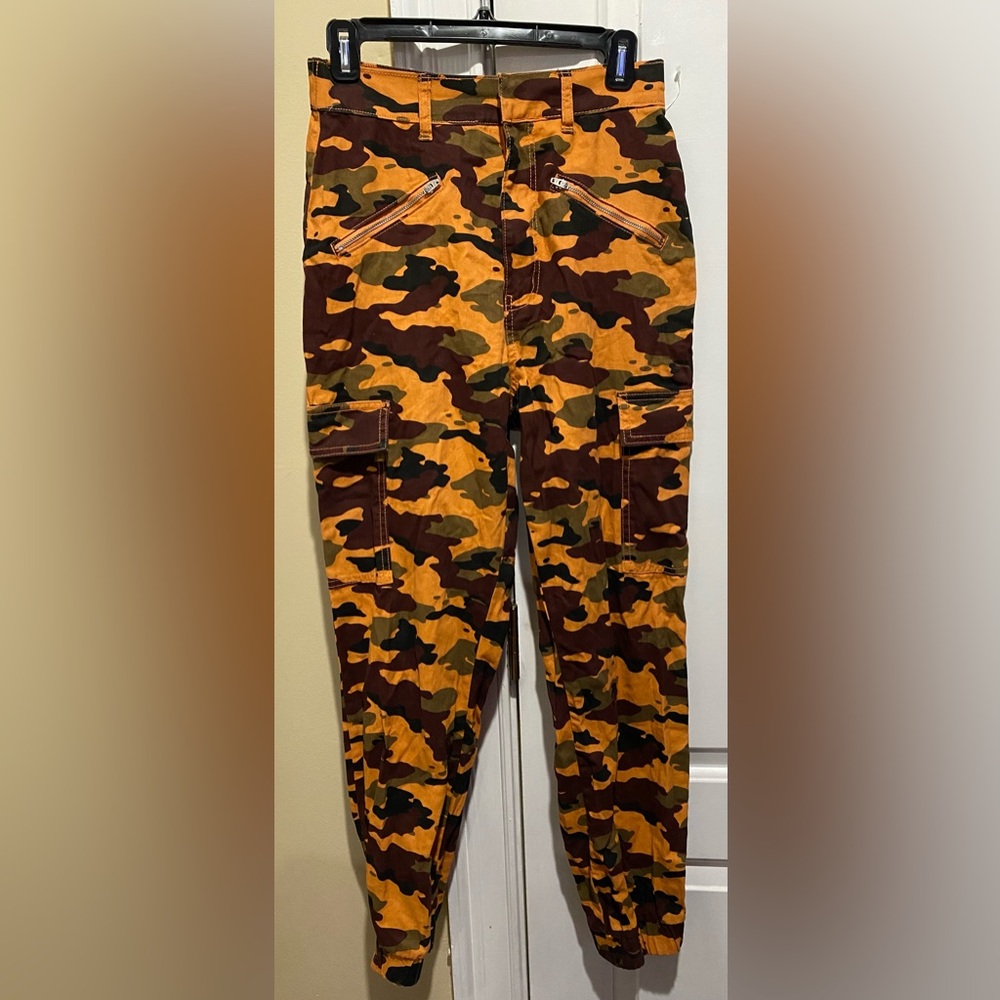 Wild Fable Orange and Black Camouflage Cargo Pants